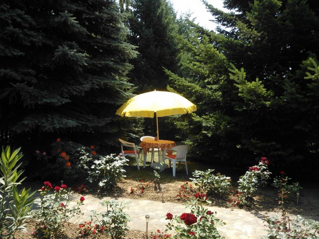 Fehér Rózsa Apartman Cserszegtomaj Extérieur photo