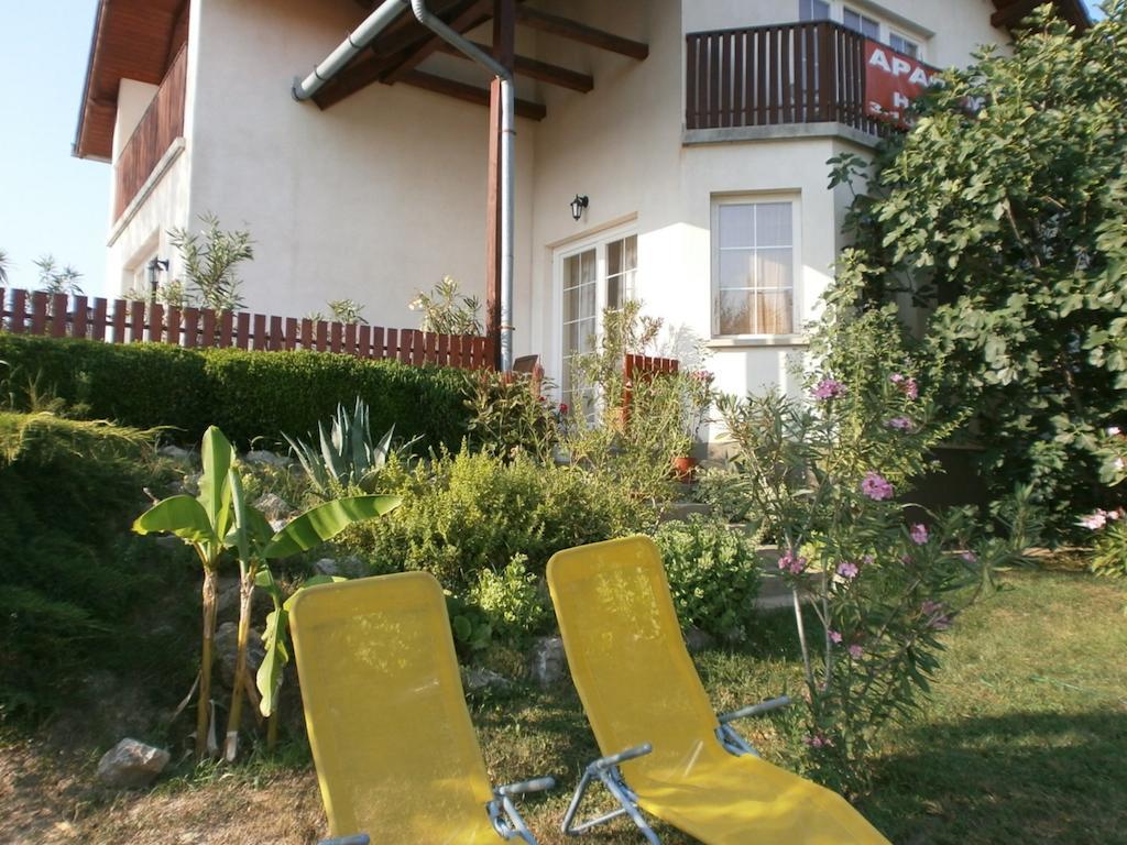 Fehér Rózsa Apartman Cserszegtomaj Extérieur photo
